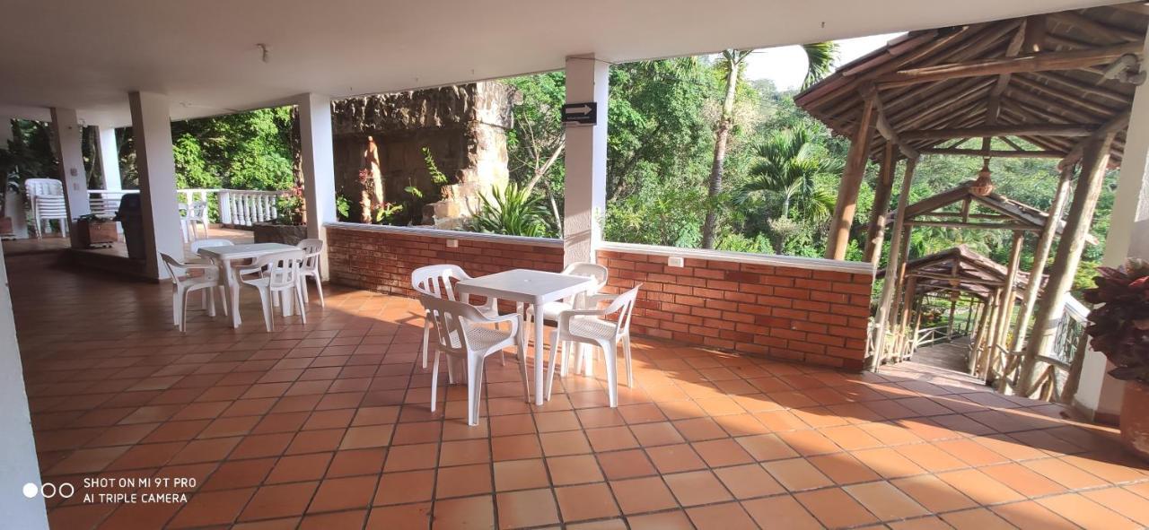 Hotel Campestre UMPALÁ San Gil Esterno foto